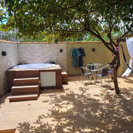 Casa Com Spa De Hidro, Aquecedor E Cromoterapia A 1,0 Km Do Centro Chapada dos Guimarães المظهر الخارجي الصورة