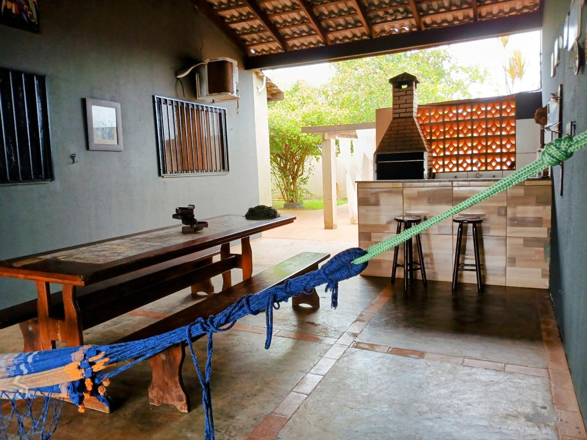 Casa Com Spa De Hidro, Aquecedor E Cromoterapia A 1,0 Km Do Centro Chapada dos Guimarães المظهر الخارجي الصورة